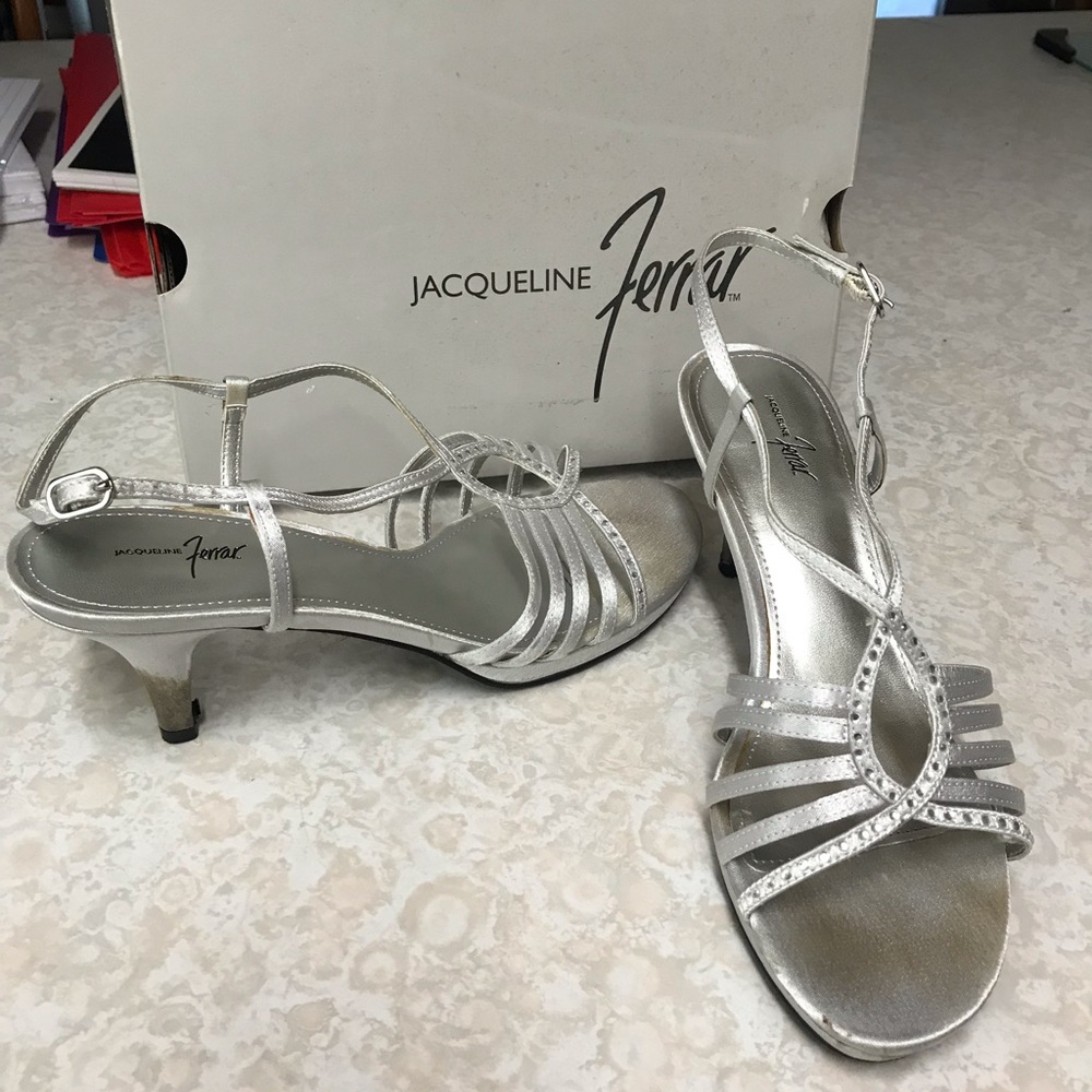 Dress shoes